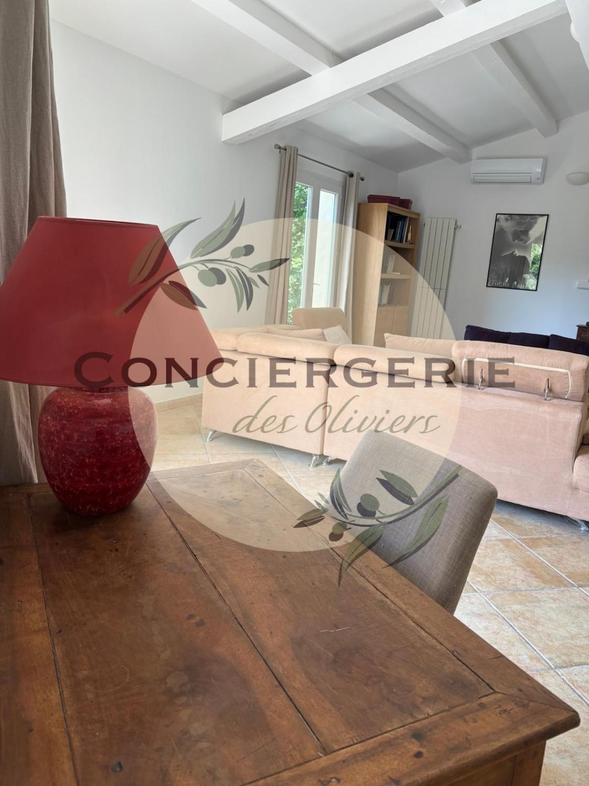 Villa Avec Piscine Belgentier Buitenkant foto